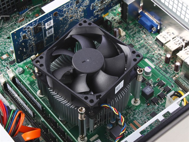 戴爾Inspiron 靈越 620s拆機(jī)實(shí)錄 硬件安裝與視覺賞析